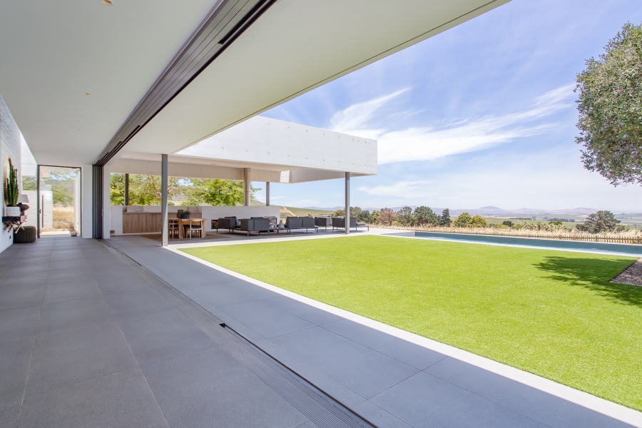 3 Bedroom Property for Sale in Devonvallei Western Cape